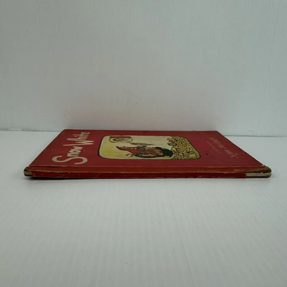 1946 Walt Disney Snow White Book Ninon MacKnight Vintage Hardcover Classic